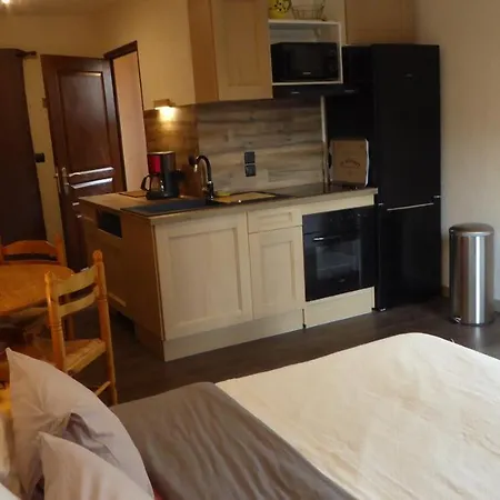 Les Pucines Bis Bas De 29 M2 Luxe Rez De Jardin Climatisation Plein Sud Apartment Six-Fours-les-Plages